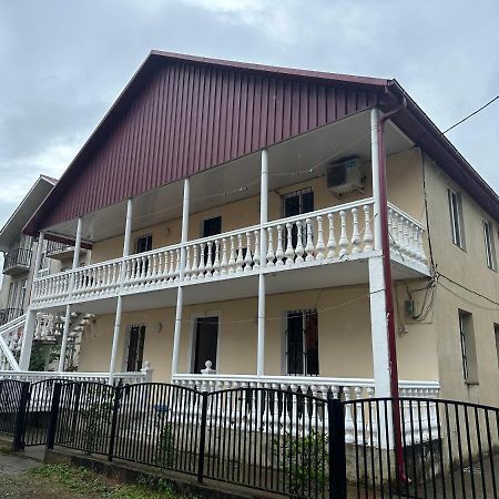 Elene Apartment Ureki Bagian luar foto