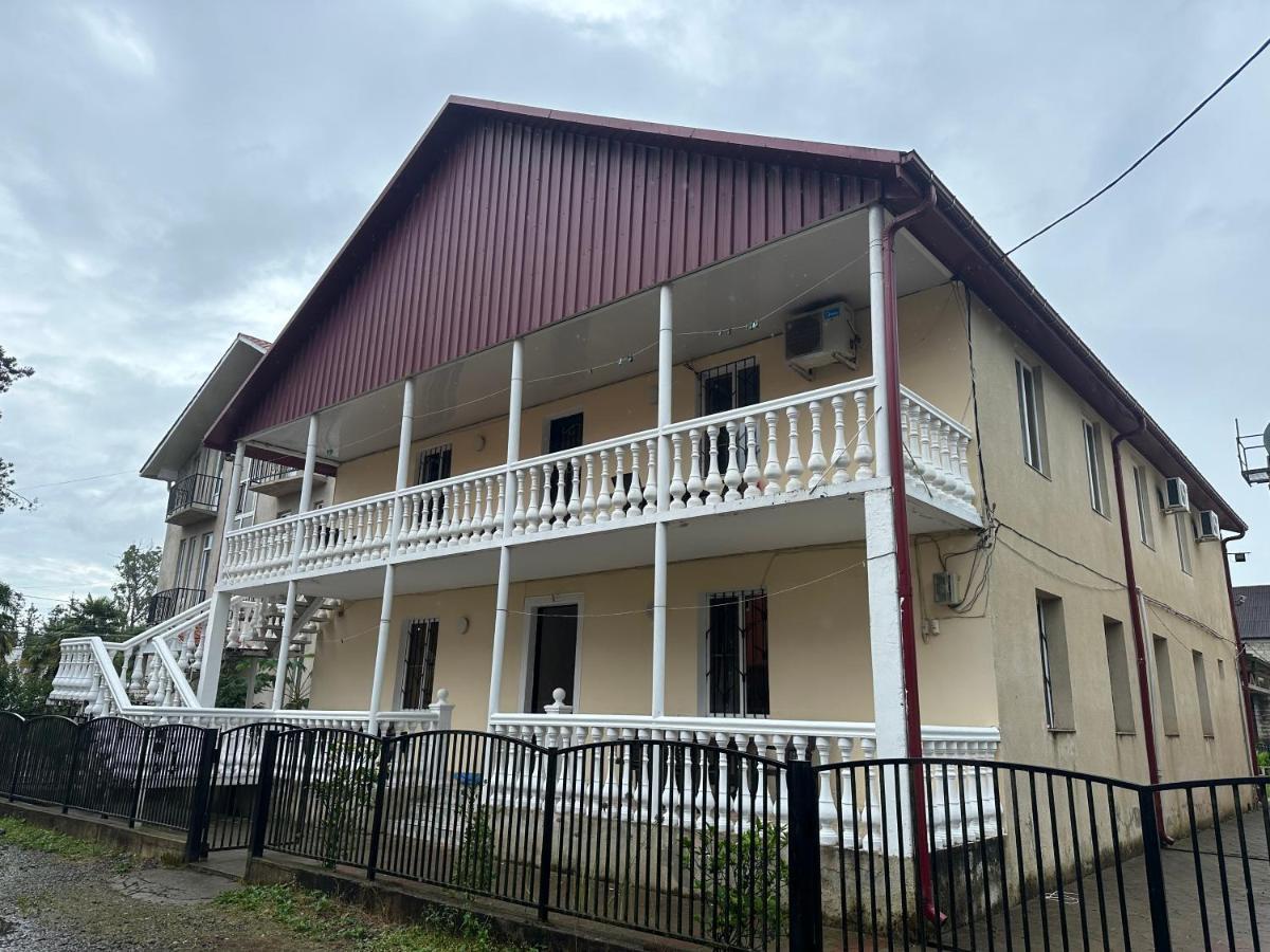 Elene Apartment Ureki Bagian luar foto