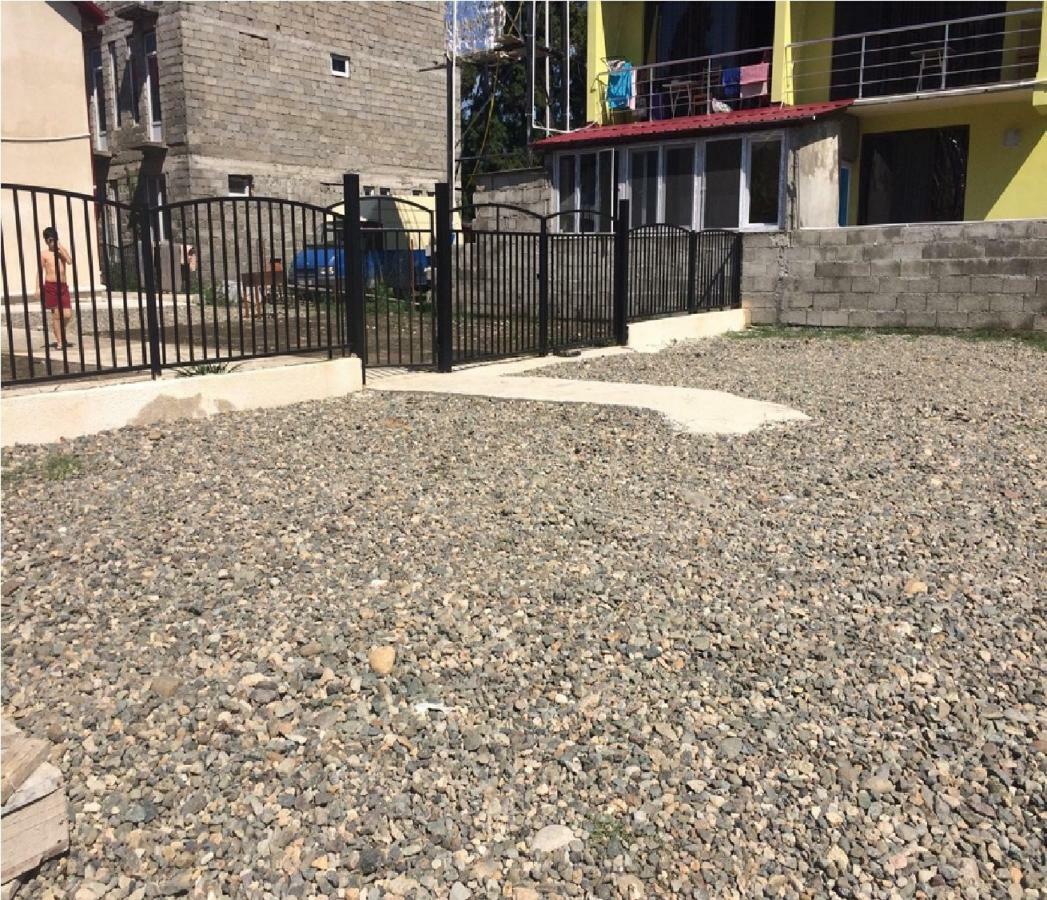 Elene Apartment Ureki Bagian luar foto